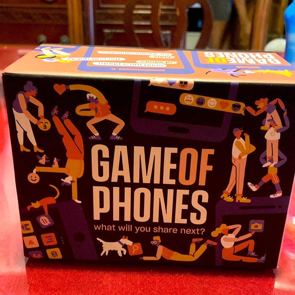 NWT Game of Phones (What will you share next?)